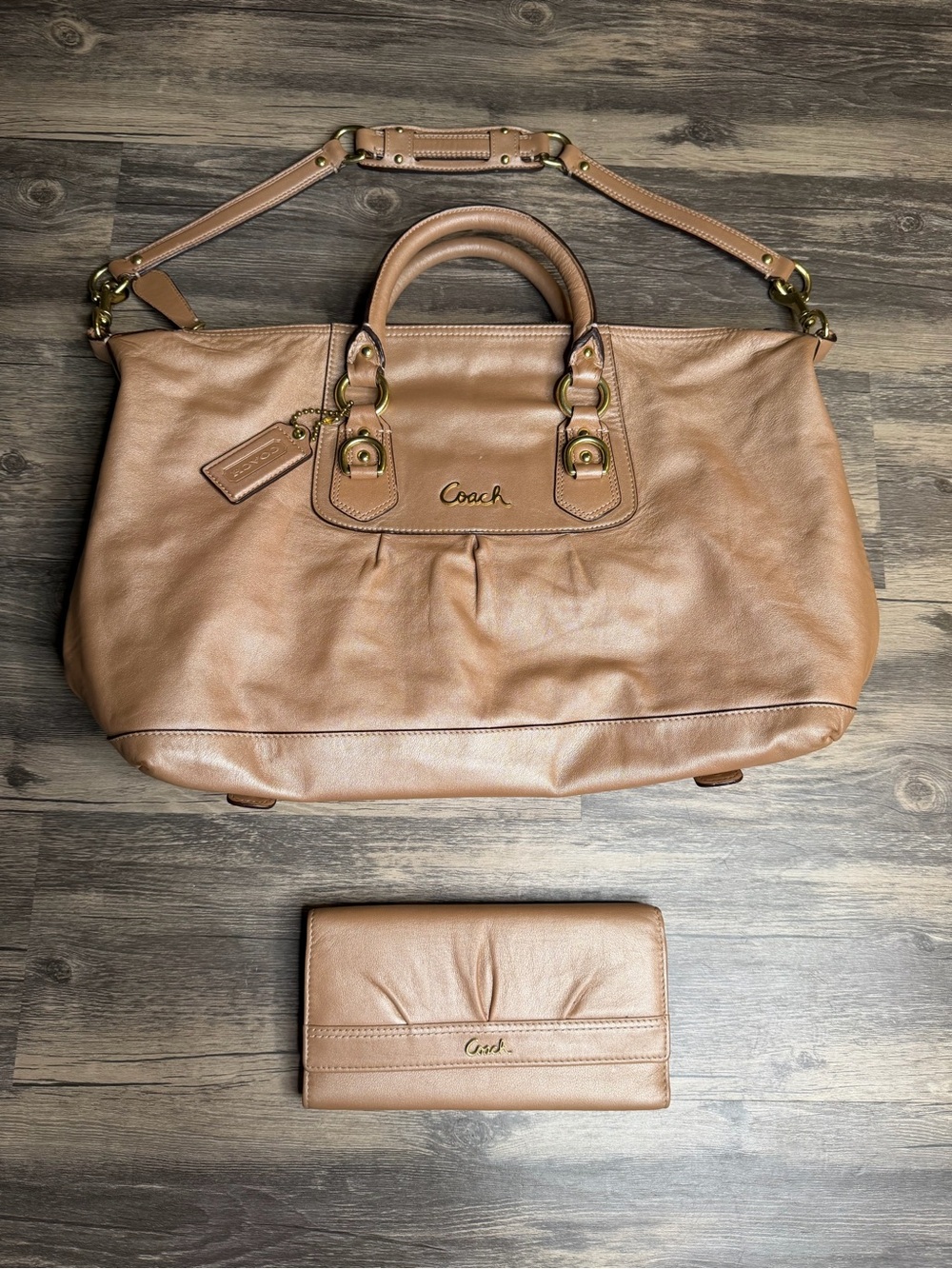 Coach F15447 Tan Leather Satchel Shoulder Bag Purse + Matching Wallet Set